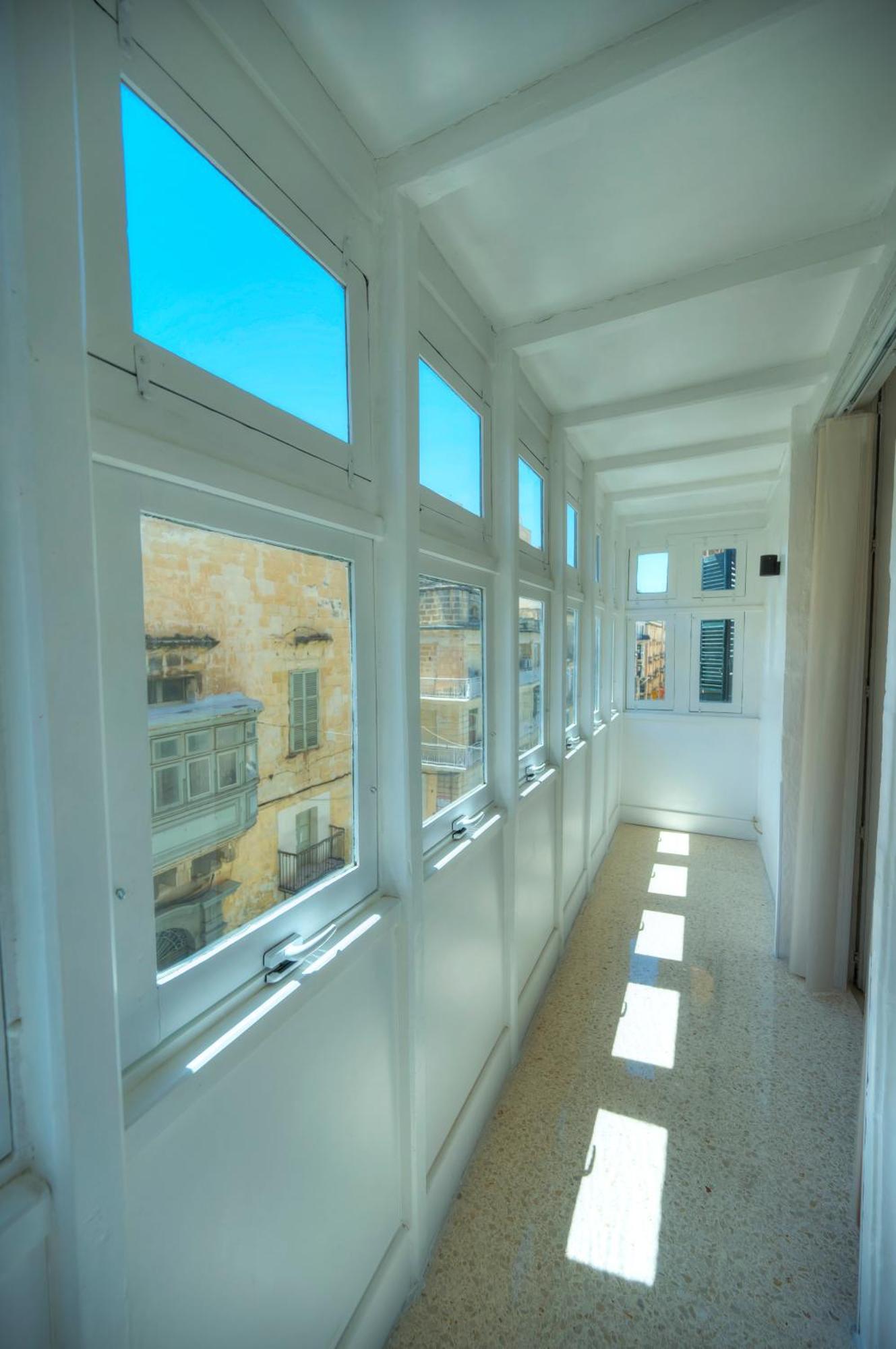 Tasteful 2bedrooms With Maltese Balcony Mcop1-2 * La Valette