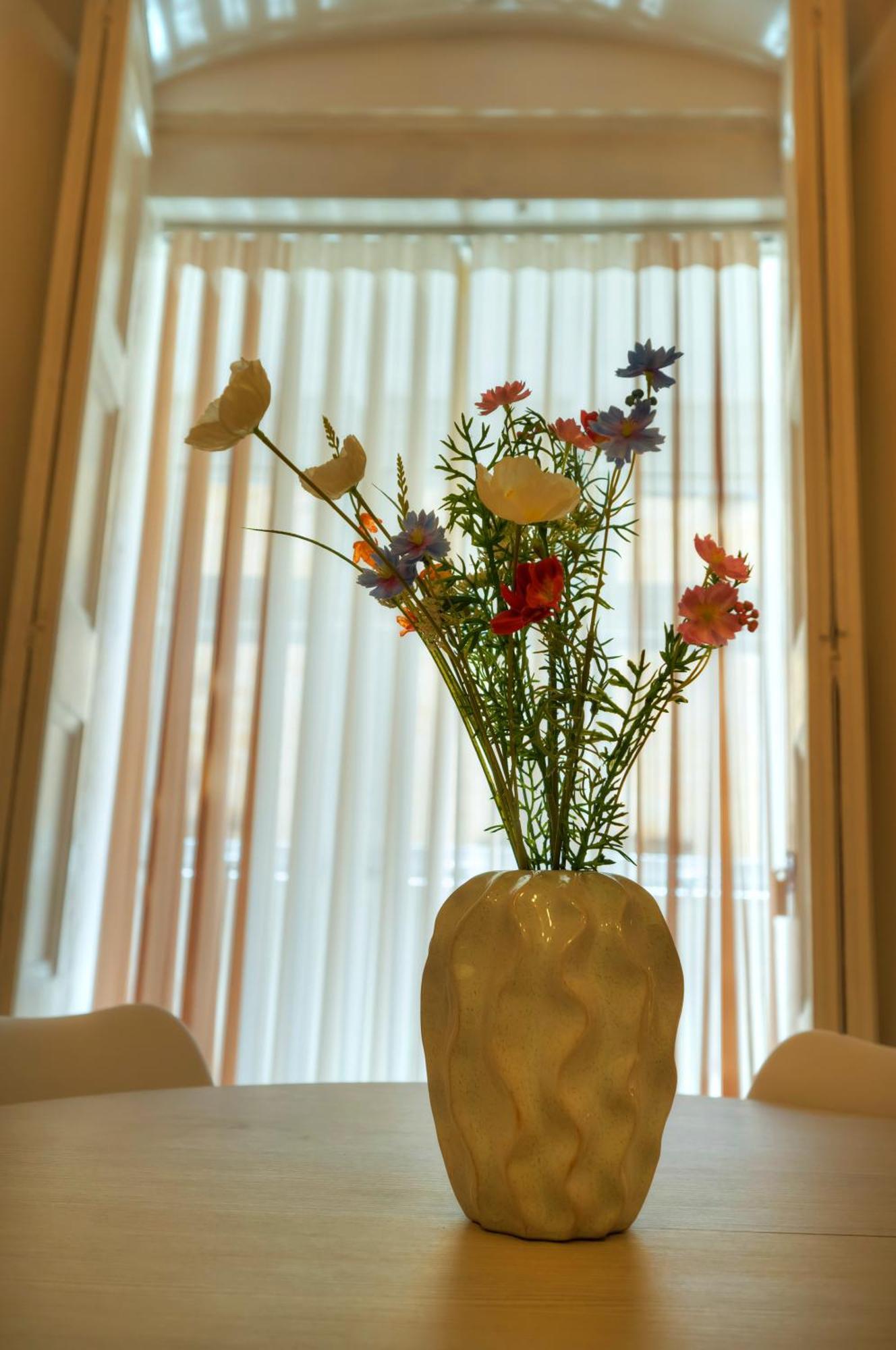 Appartement Tasteful 2bedrooms With Maltese Balcony Mcop1-2 *