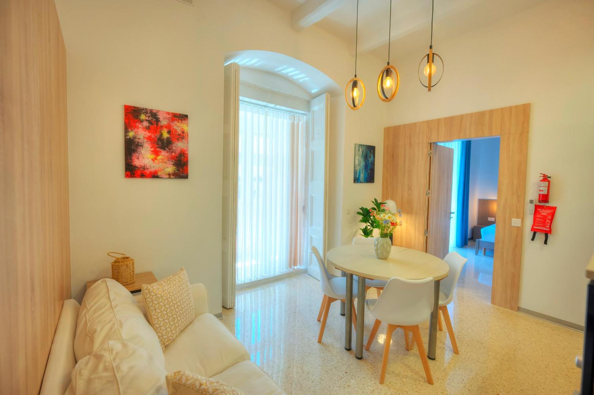 Tasteful 2bedrooms With Maltese Balcony Mcop1-2 Appartement La Valette